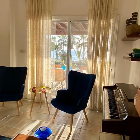 ヴィラ Sea Front Ekaterina パ フォス