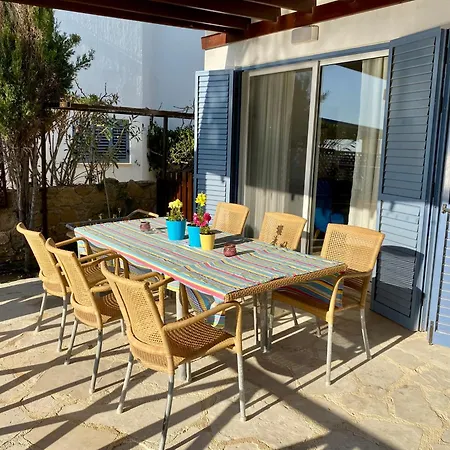 Sea Front Ekaterina Villa Pafos