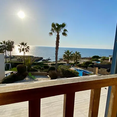 Villa Sea Front Ekaterina *