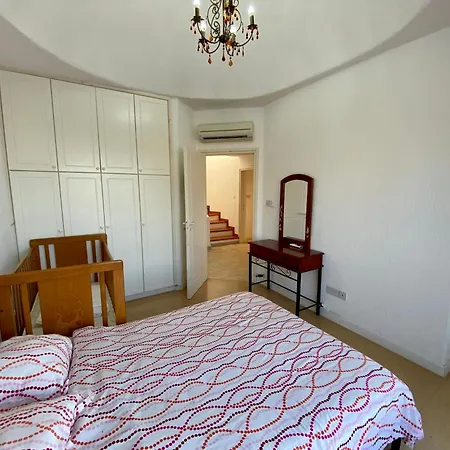 Villa Sea Front Ekaterina *