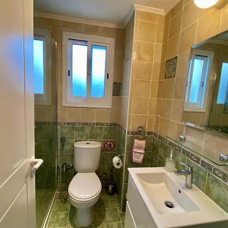 Sea Front Ekaterina Villa *