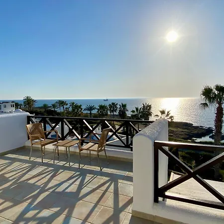 Villa Sea Front Ekaterina