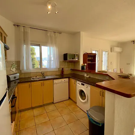 Villa Sea Front Ekaterina *