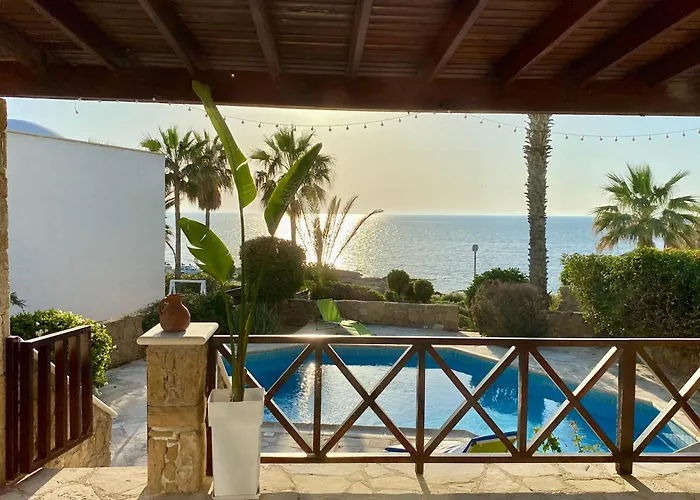 Villa Sea Front Ekaterina Paphos