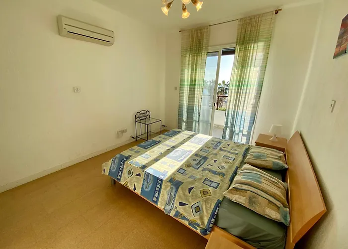 Villa Sea Front Ekaterina Paphos