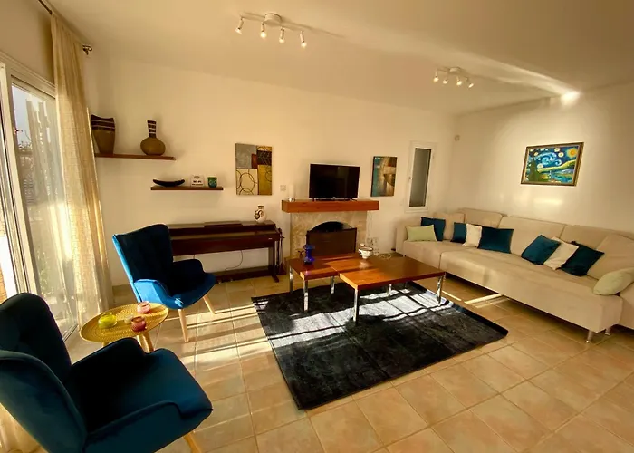 Sea Front Ekaterina Vilă *