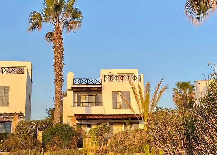 Villa Sea Front Ekaterina Paphos