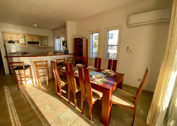 Villa Sea Front Ekaterina Paphos