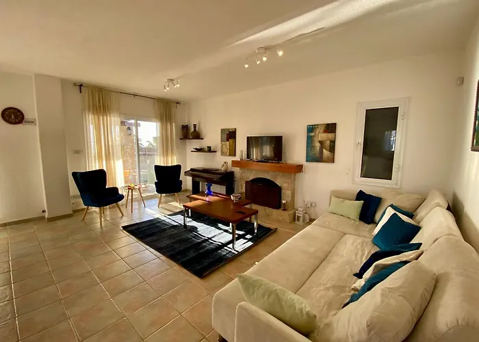 Sea Front Ekaterina * Paphos