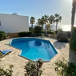 Villa Sea Front Ekaterina *
